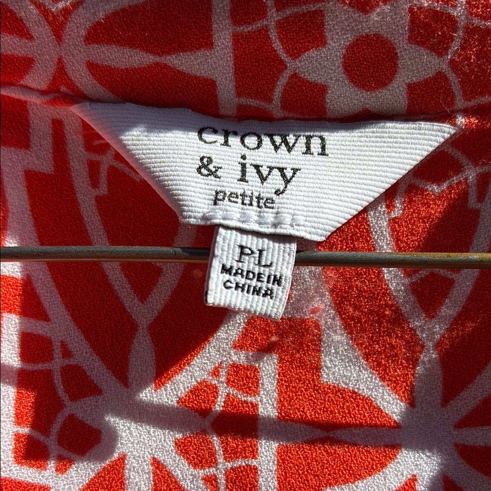 Crown & Ivy Orange Sleeveless Smocked Blouse - Picture 2 of 3